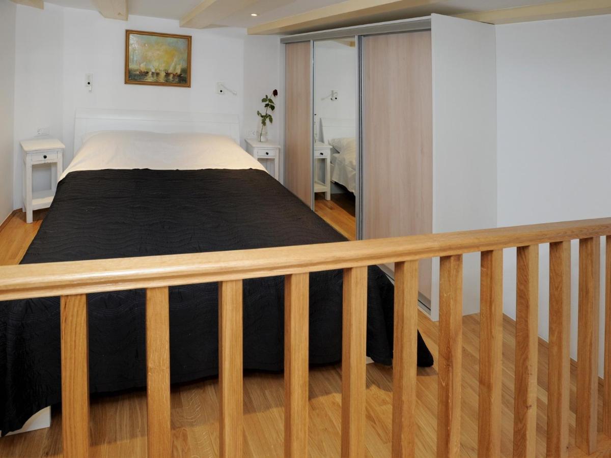 Atento Apartment